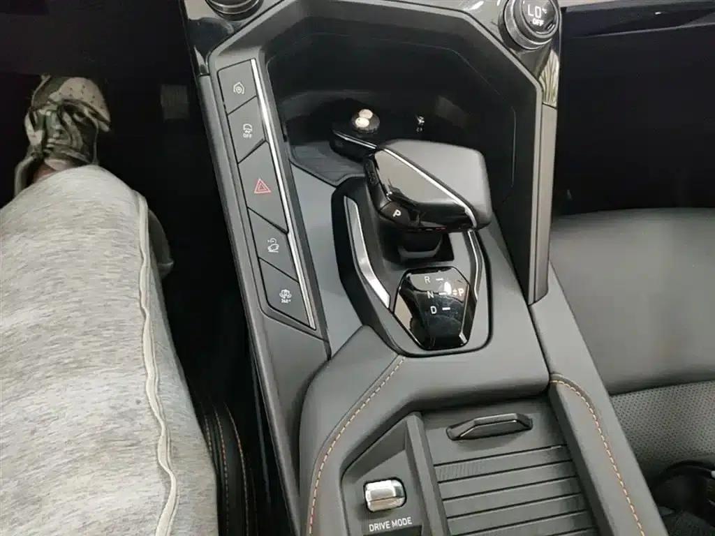 Lynk & Co 06 EM-P 2022 PHEV 84KM Range Pro — миниатюра 14