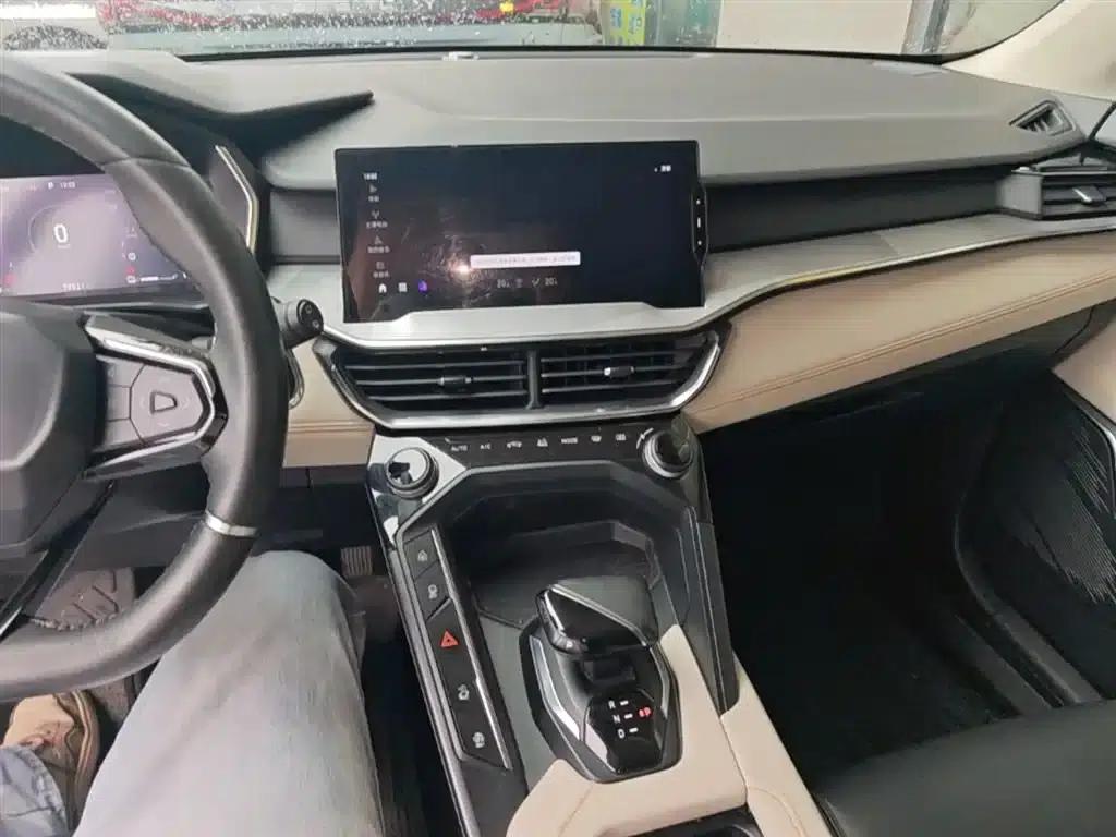 Lynk & Co 06 EM-P 2020 PHEV Plus — миниатюра 13