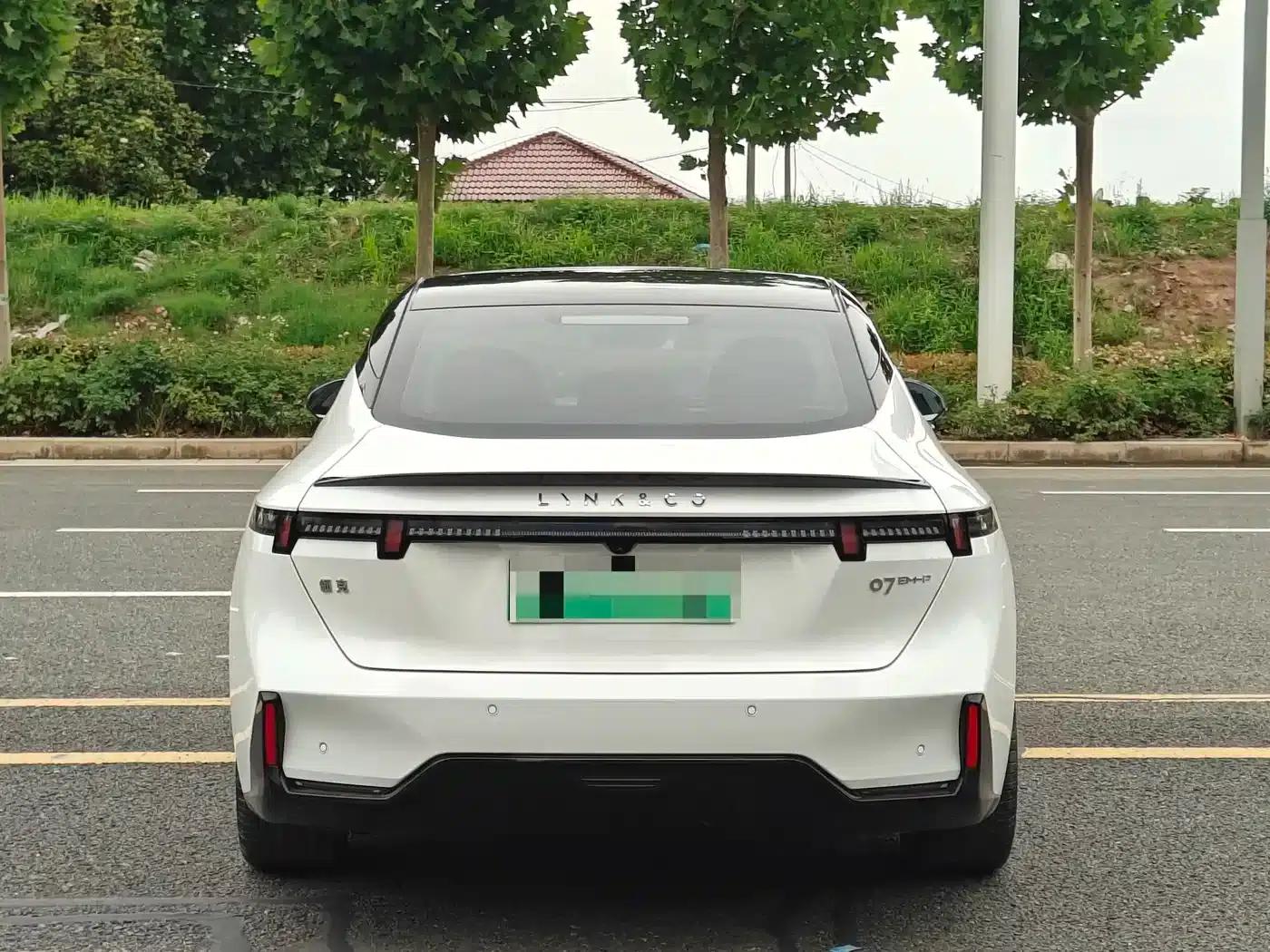 Lynk & Co 07 EM-P 2024 Model, EM-P 126km Long Range, Halo — миниатюра 14
