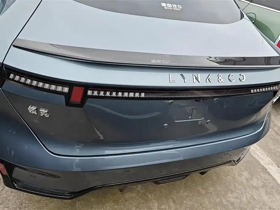 Lynk & Co 07 EM-P 2024 Model EM-P 126L Long Range Ultra — миниатюра 4