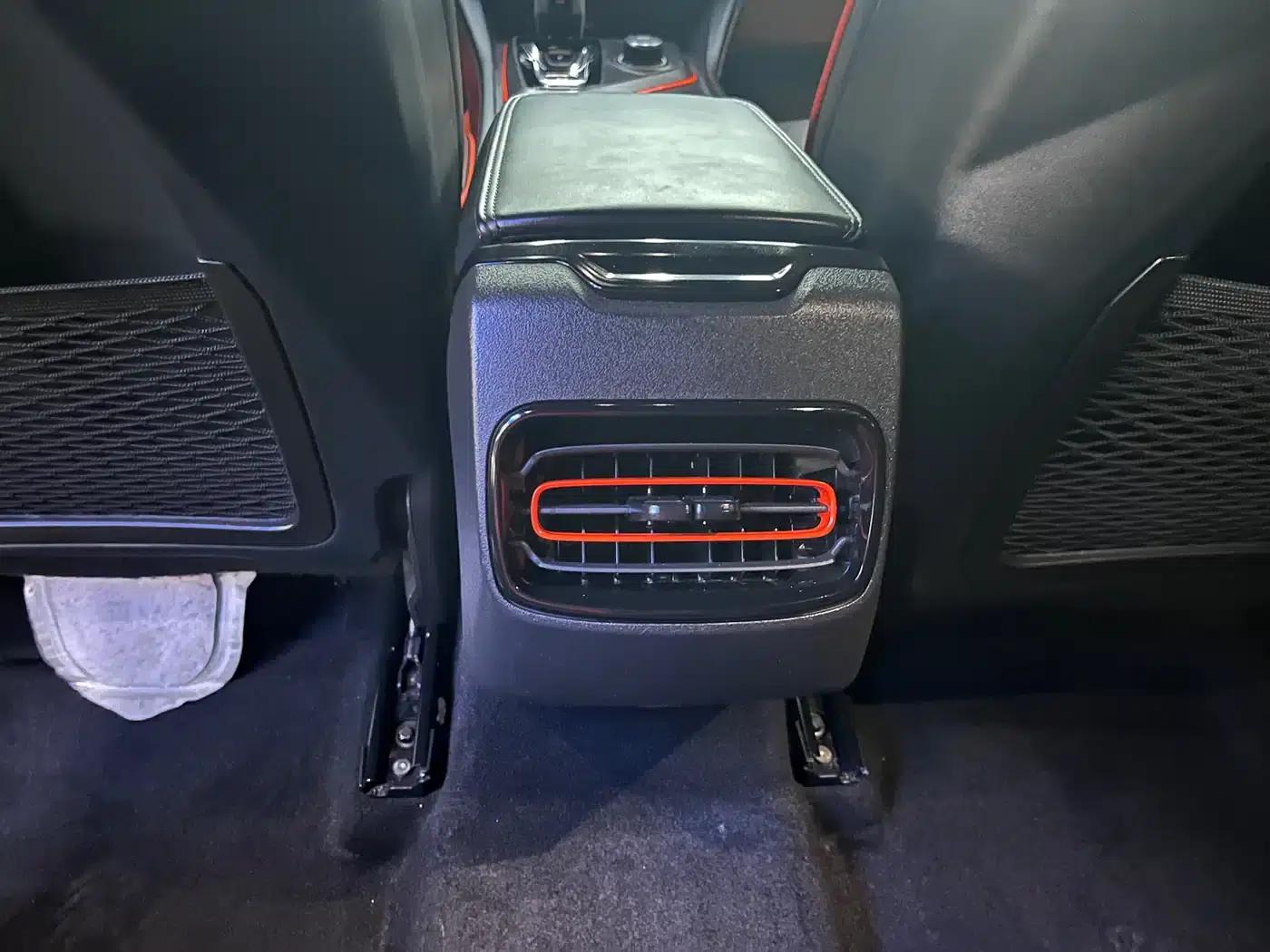 Lynk & Co 02 Hatchback 2022 2.0TD Plus — миниатюра 14