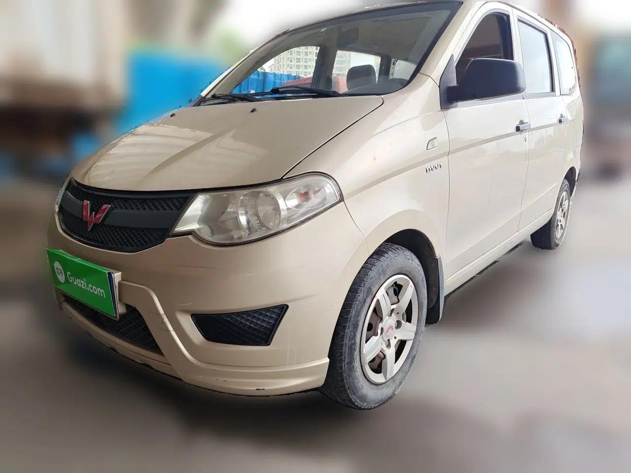 Wuling Hongguang 2015 1.5L S Basic Version China V Standard — миниатюра 1