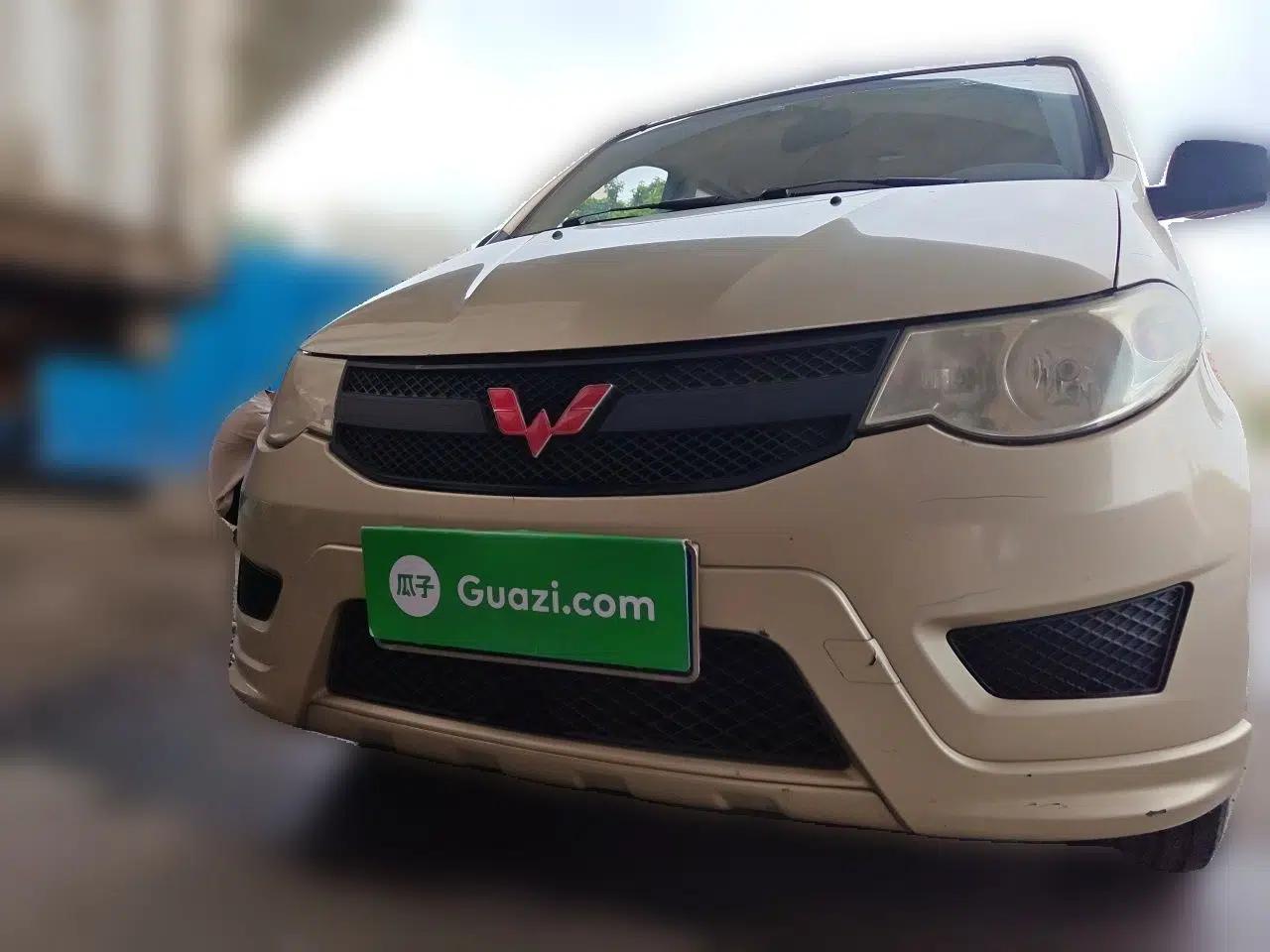 Wuling Hongguang 2015 1.5L S Basic Version China V Standard — миниатюра 2