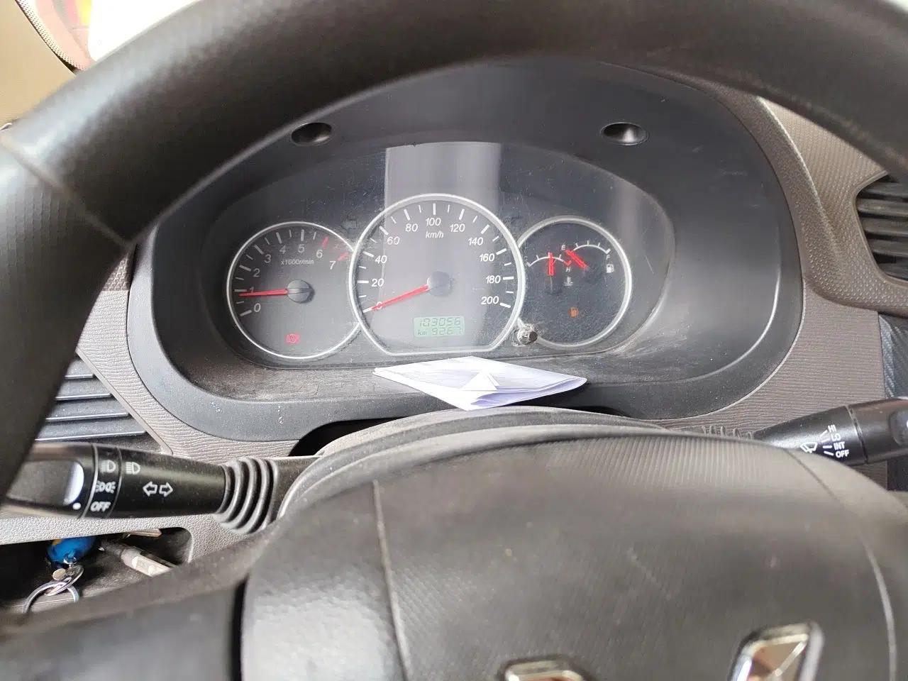 Wuling Hongguang 2015 1.5L S Basic Version China V Standard — миниатюра 12