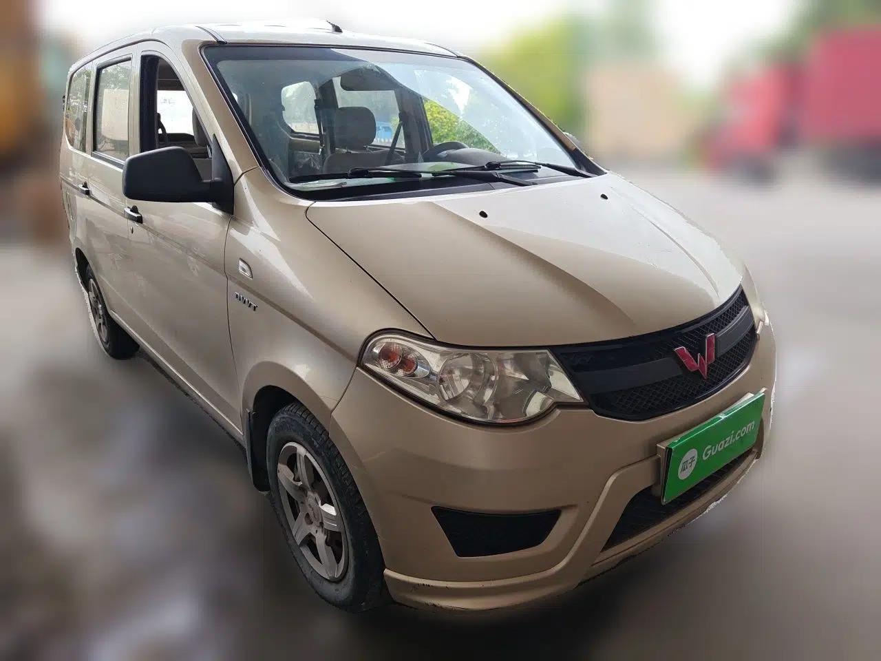 Wuling Hongguang 2015 1.5L S Basic Version China V Standard — миниатюра 3
