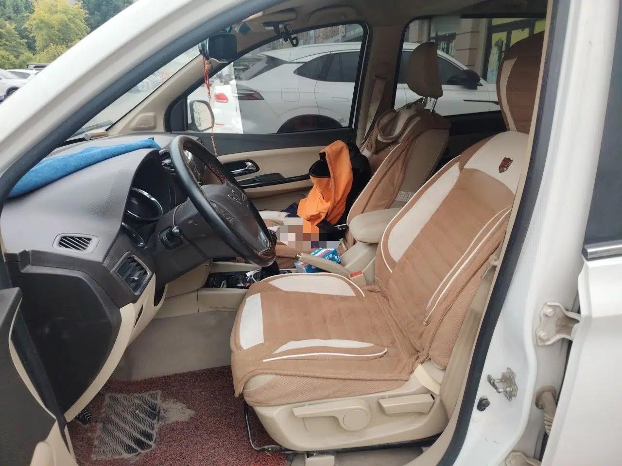 Wuling Hongguang 2015 1.5L S1 Comfort China V Standard — миниатюра 16