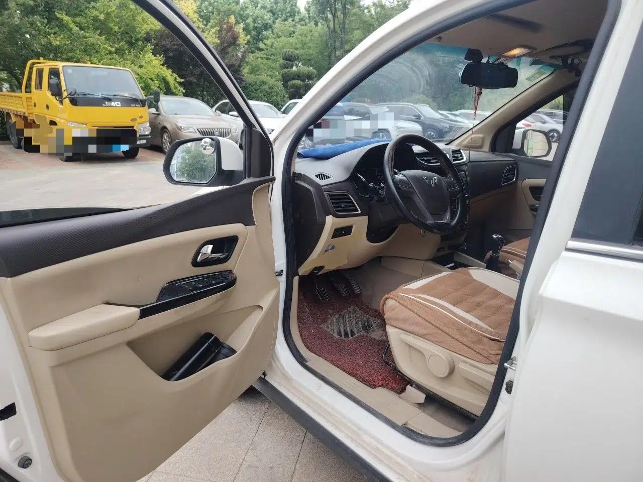 Wuling Hongguang 2015 1.5L S1 Comfort China V Standard — миниатюра 17