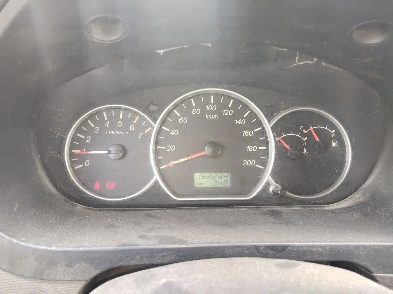 Wuling Hongguang 2015 1.2L S Base Model China IV — миниатюра 12