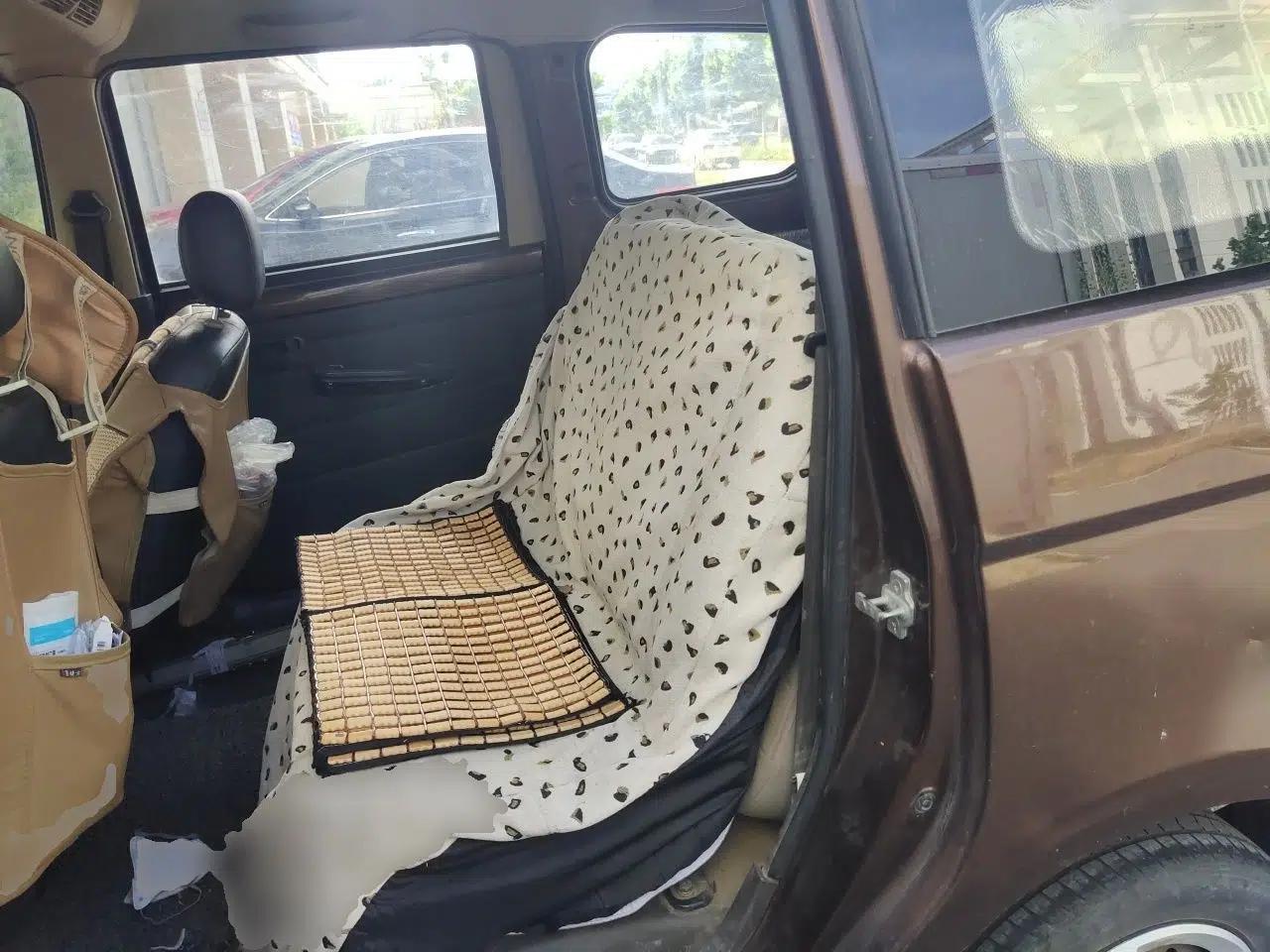 Wuling Hongguang 2015 1.2L S Base Model China IV — миниатюра 18