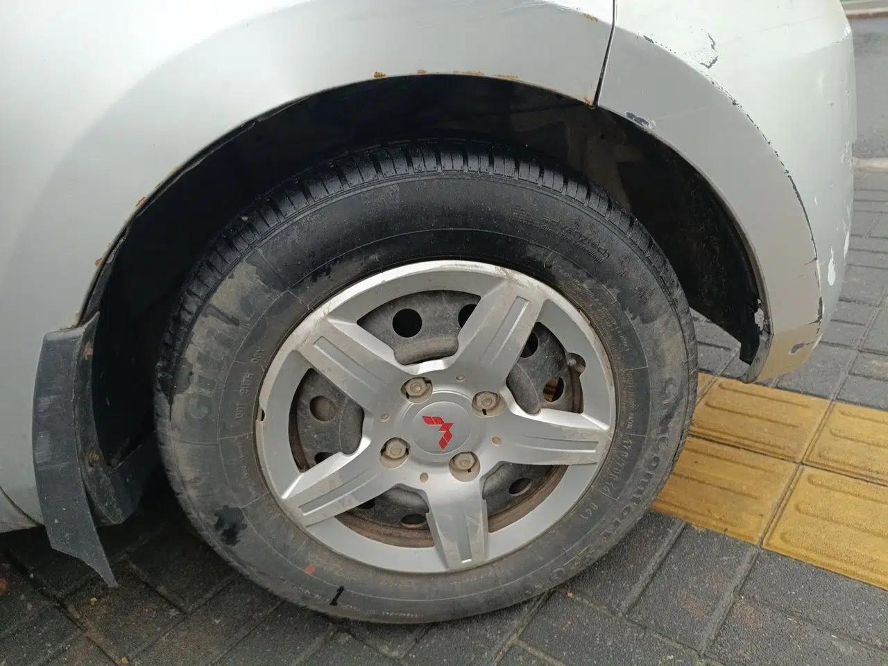 Wuling Hongguang 2014 1.2L Base Model China IV — миниатюра 8