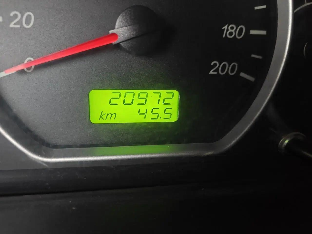 Wuling Hongguang 2015 1.5L S Basic Version China V Standard — миниатюра 13
