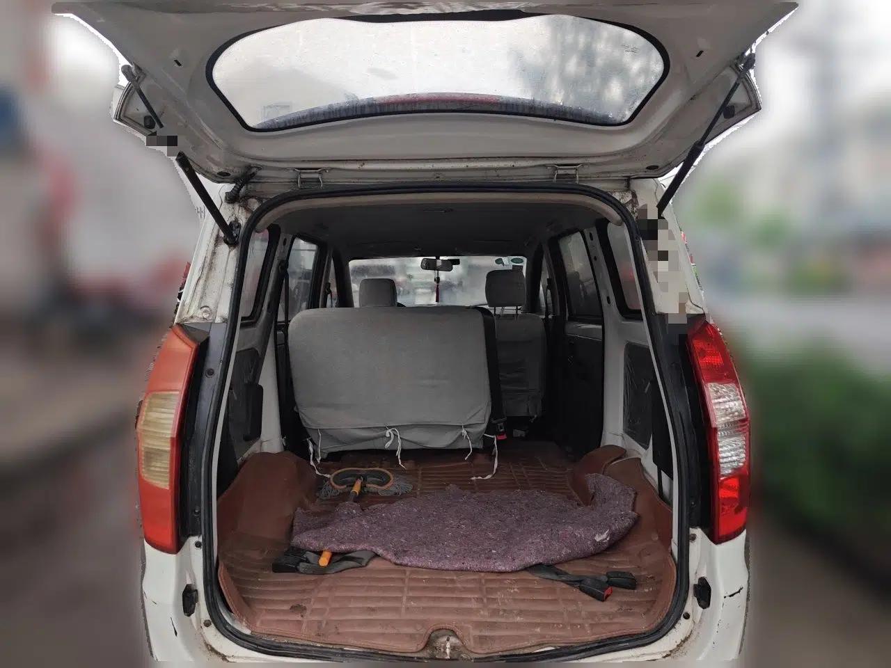 Wuling Hongguang 2015 1.5L S Basic Version China V Standard — миниатюра 20