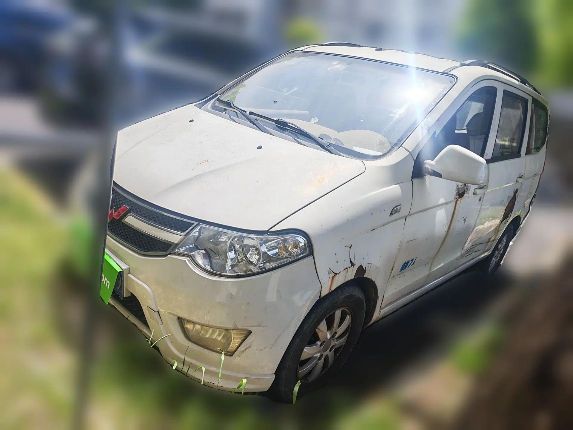 Wuling Hongguang 2016 1.5L S Comfort Version — миниатюра 1