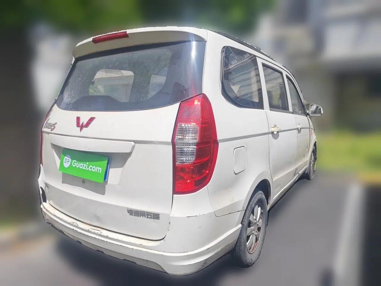 Wuling Hongguang 2016 1.5L S Comfort Version — миниатюра 6