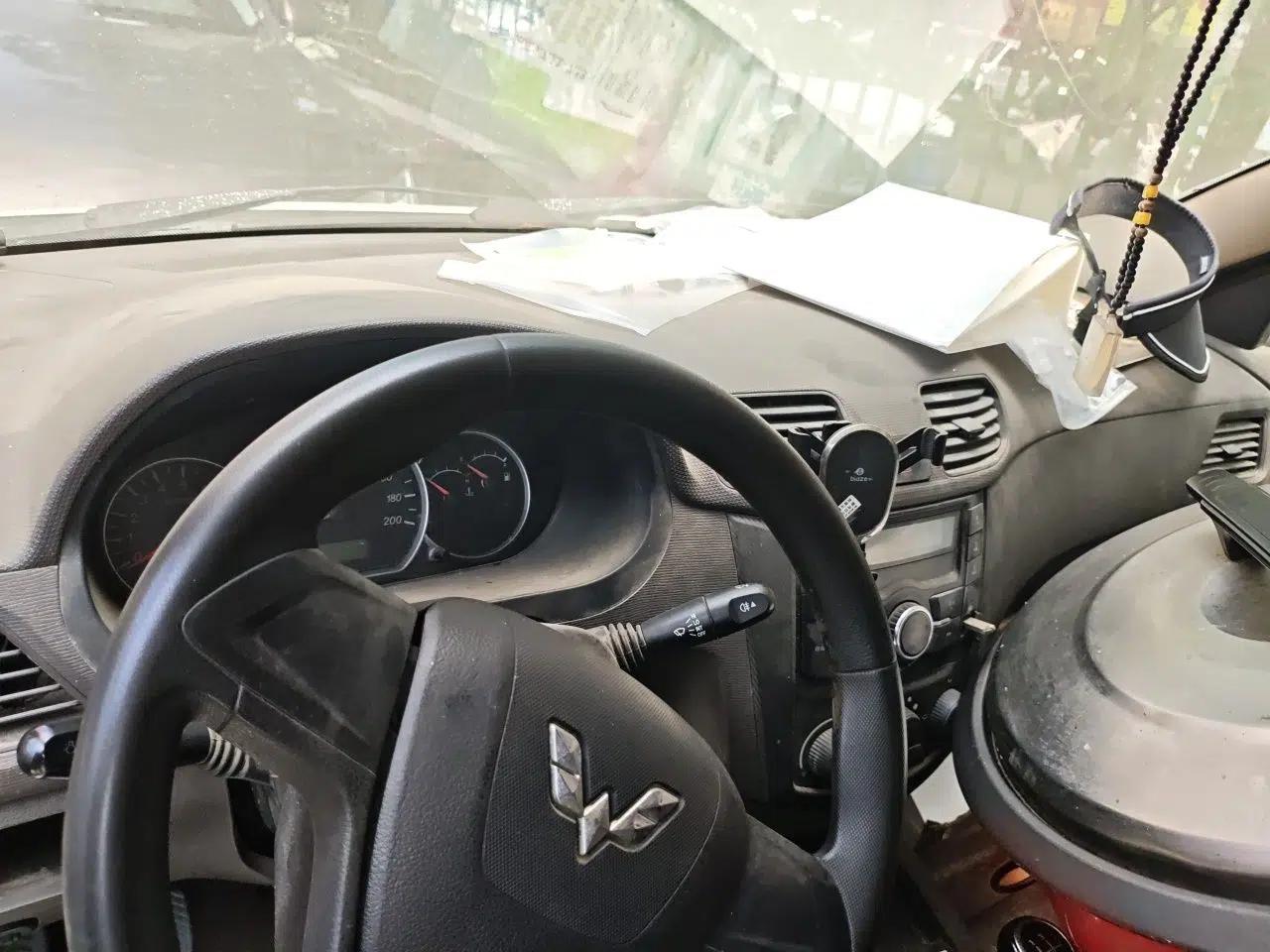 Wuling Hongguang 2016 1.5L Restyled S Comfort Version — миниатюра 14