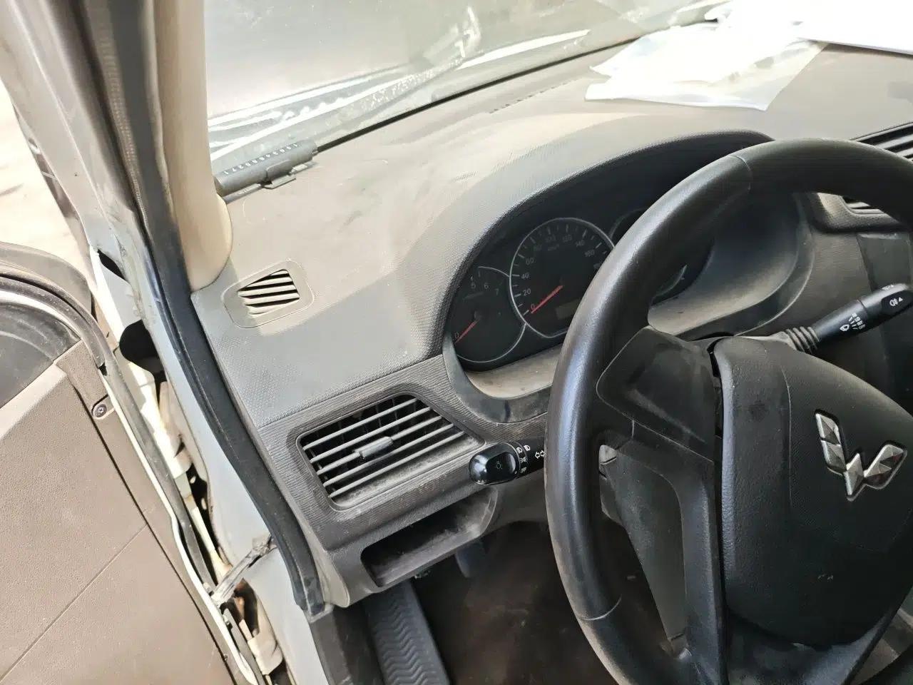 Wuling Hongguang 2016 1.5L Restyled S Comfort Version — миниатюра 9