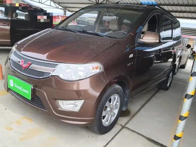 Wuling Hongguang 2014 1.5L S Standard Version