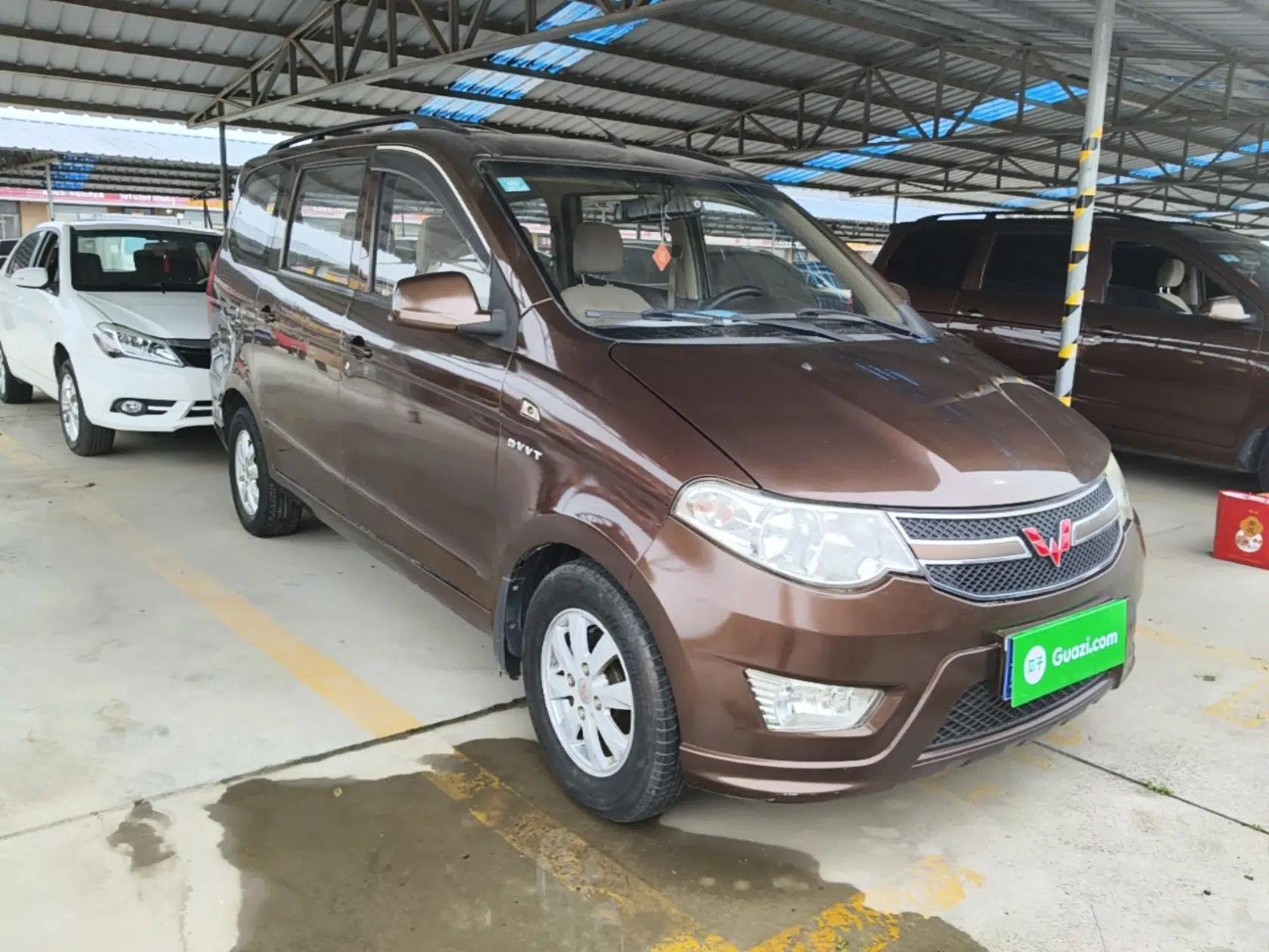 Wuling Hongguang 2014 1.5L S Standard Version — миниатюра 3