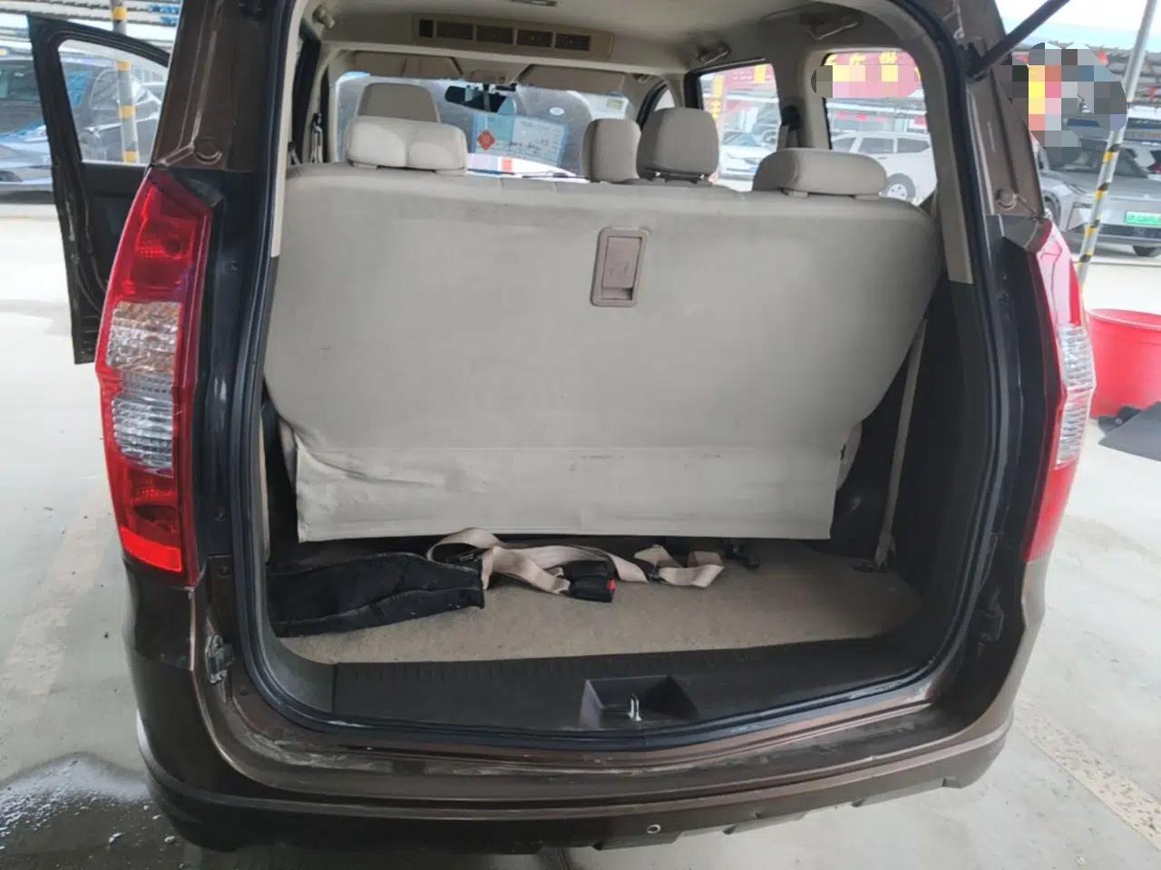 Wuling Hongguang 2014 1.5L S Standard Version — миниатюра 22