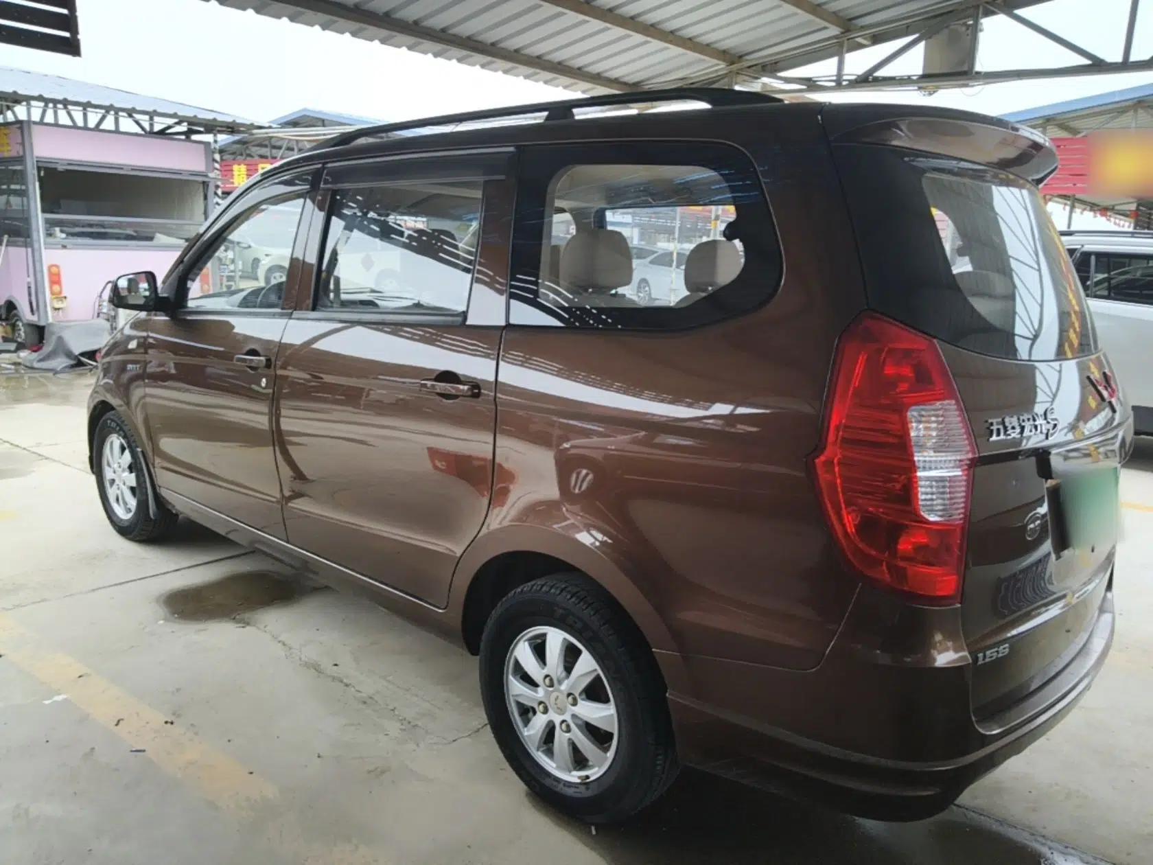 Wuling Hongguang 2014 1.5L S Standard Version — миниатюра 4