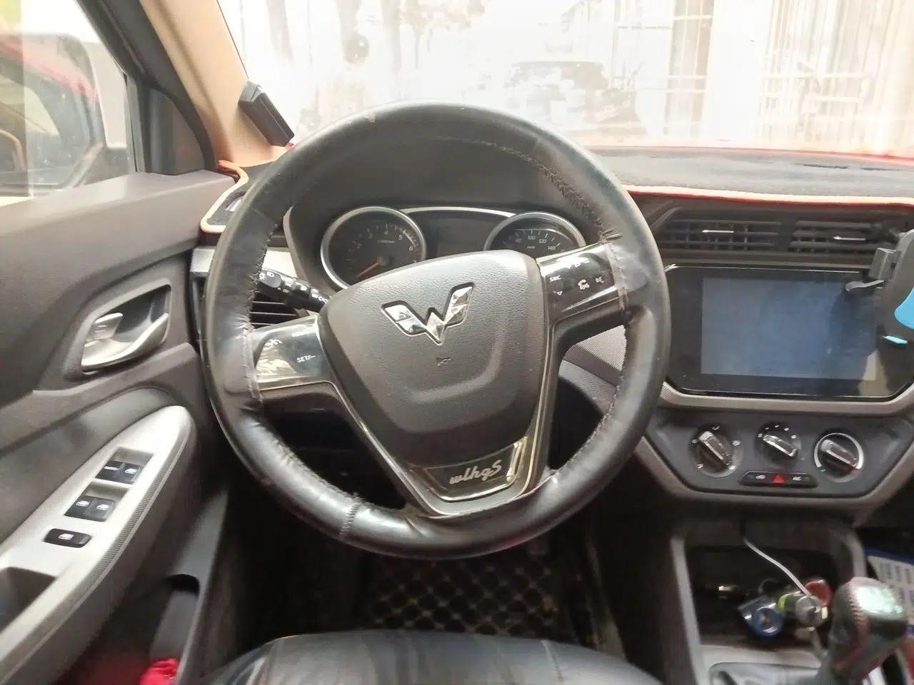 Wuling Hongguang 2018 1.5L Classic S Base Model — миниатюра 9