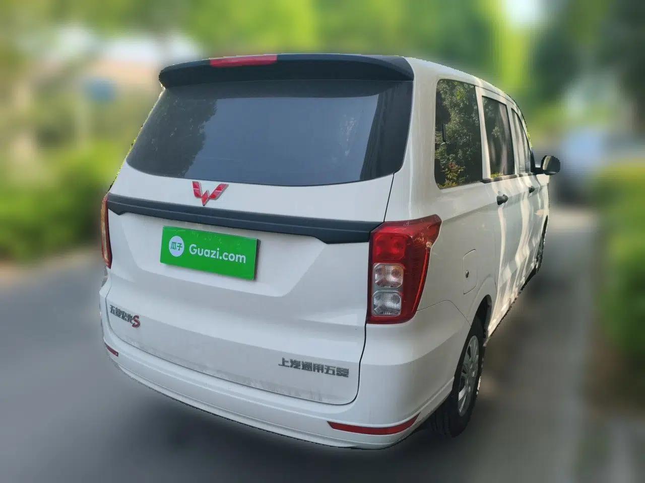 Wuling Hongguang 2021 1.5L S Base Version LAR — миниатюра 6