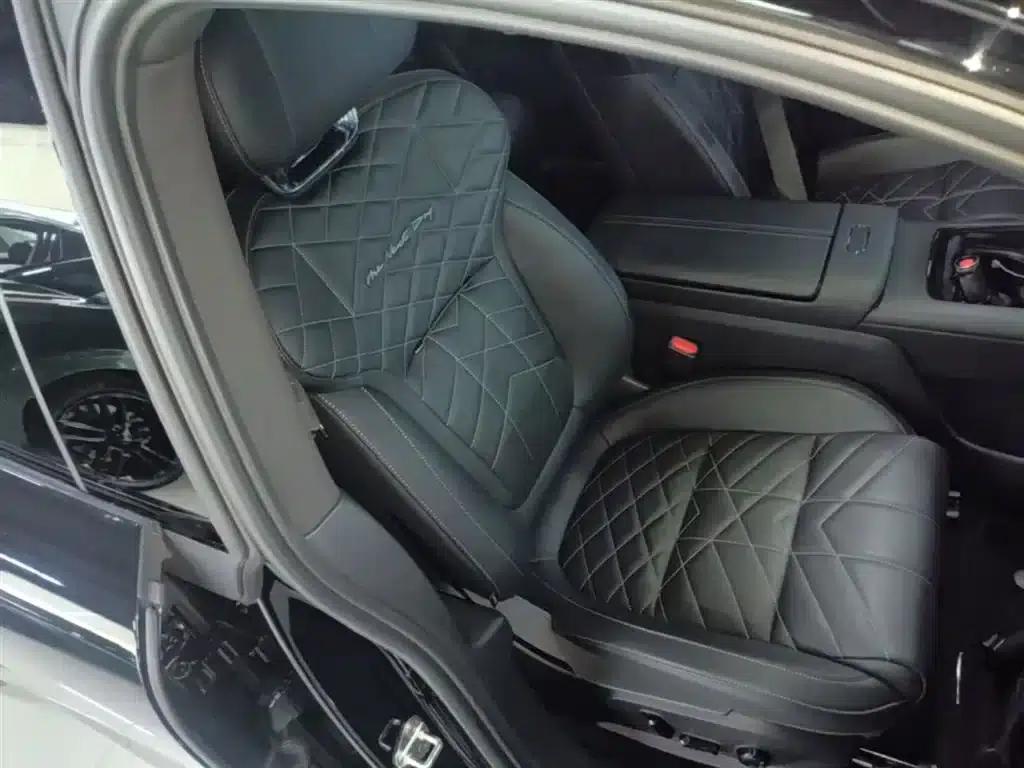Lynk & Co 10 2025 Model 120 AWD Ultra — миниатюра 25