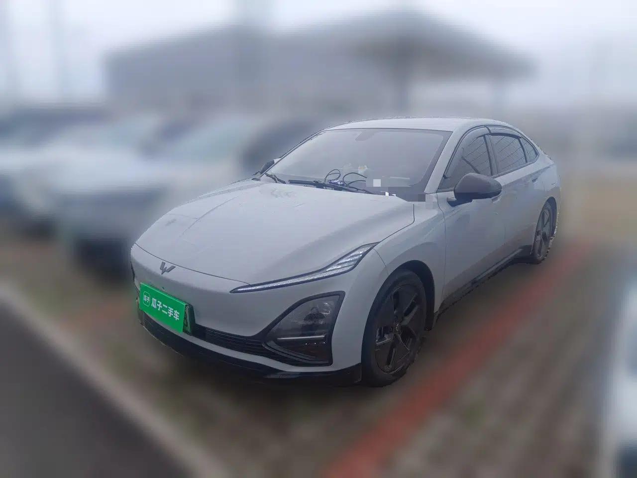Wuling Xingguang 2024 Co-Creation Edition 510 Advanced Model — миниатюра 1