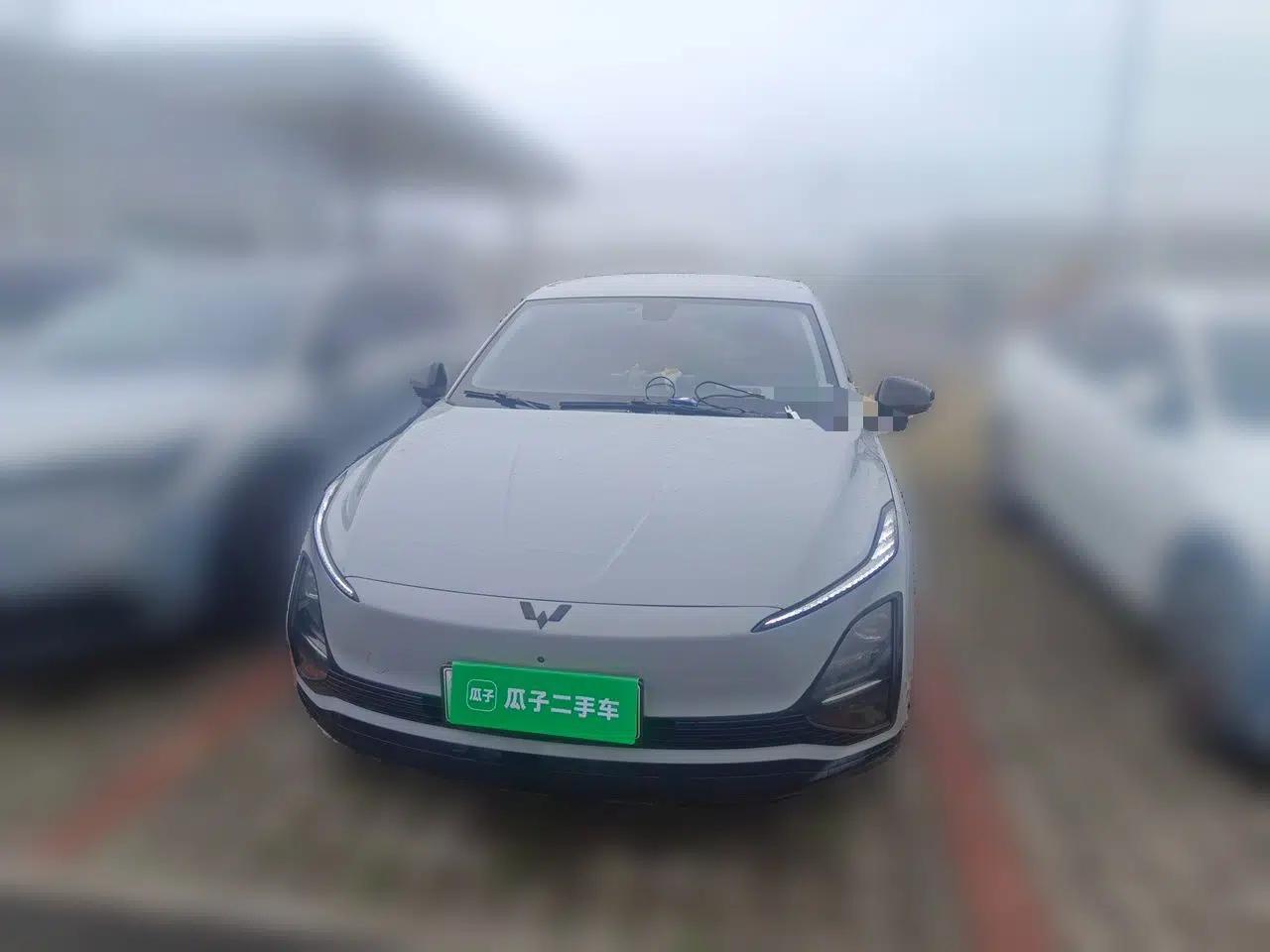 Wuling Xingguang 2024 Co-Creation Edition 510 Advanced Model — миниатюра 2