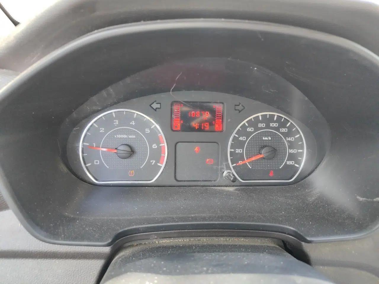 Wuling Hongguang V 2019 1.5L Jingqu Version China VI LAR — миниатюра 13