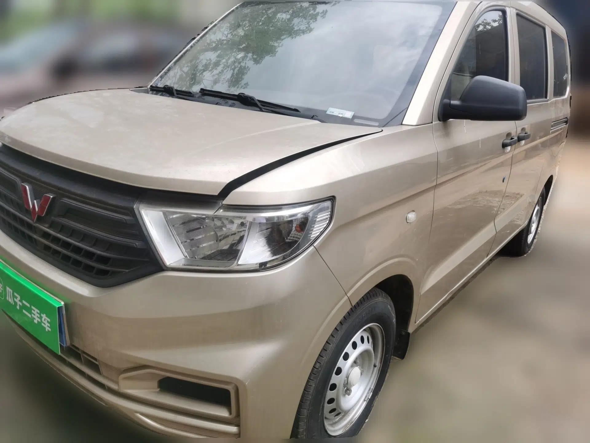Wuling Hongguang V 2019 1.5L Jingqu Version China VI LAR — миниатюра 1