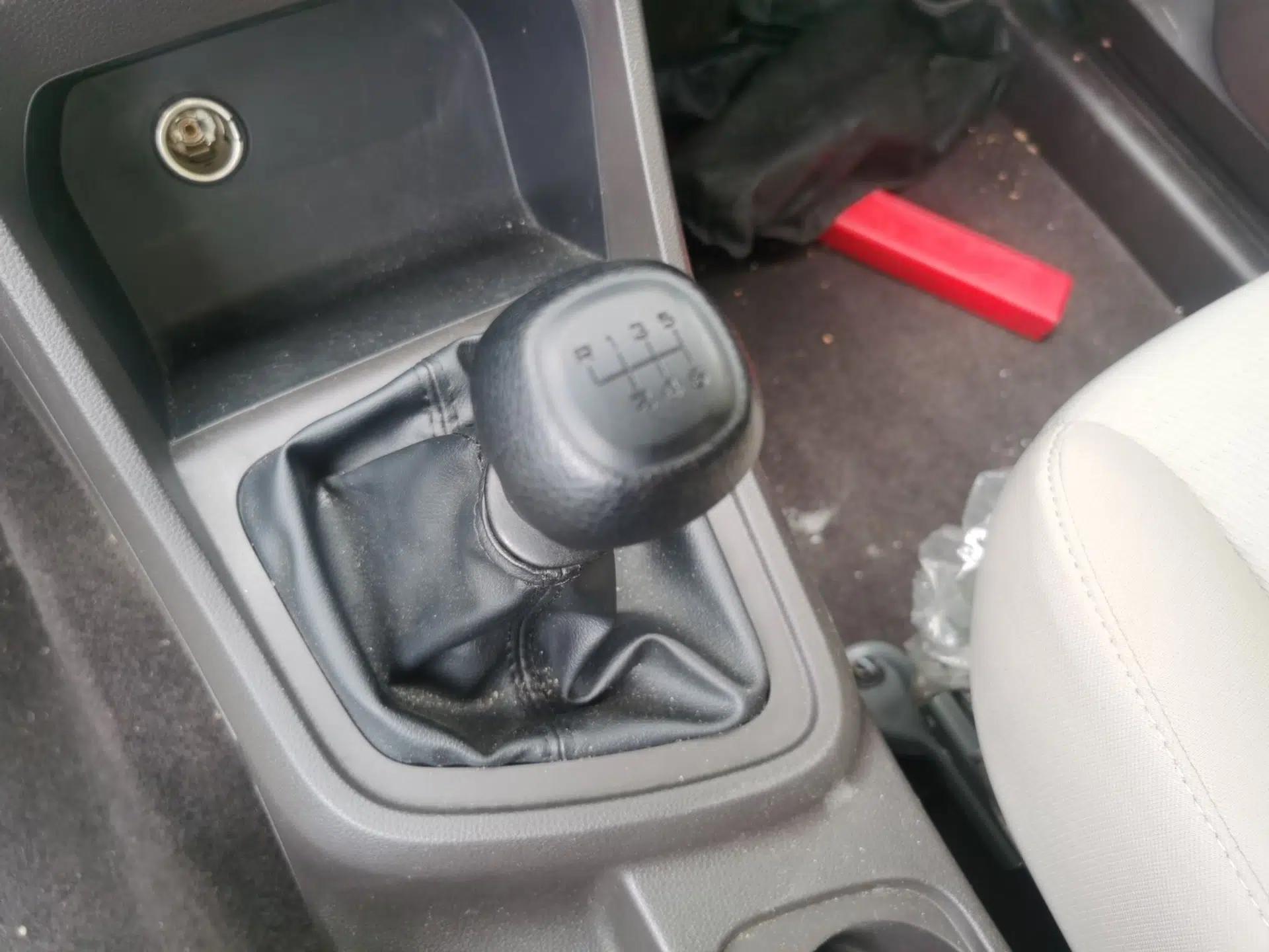 Wuling Hongguang V 2019 1.5L Jingqu Version China VI LAR — миниатюра 15
