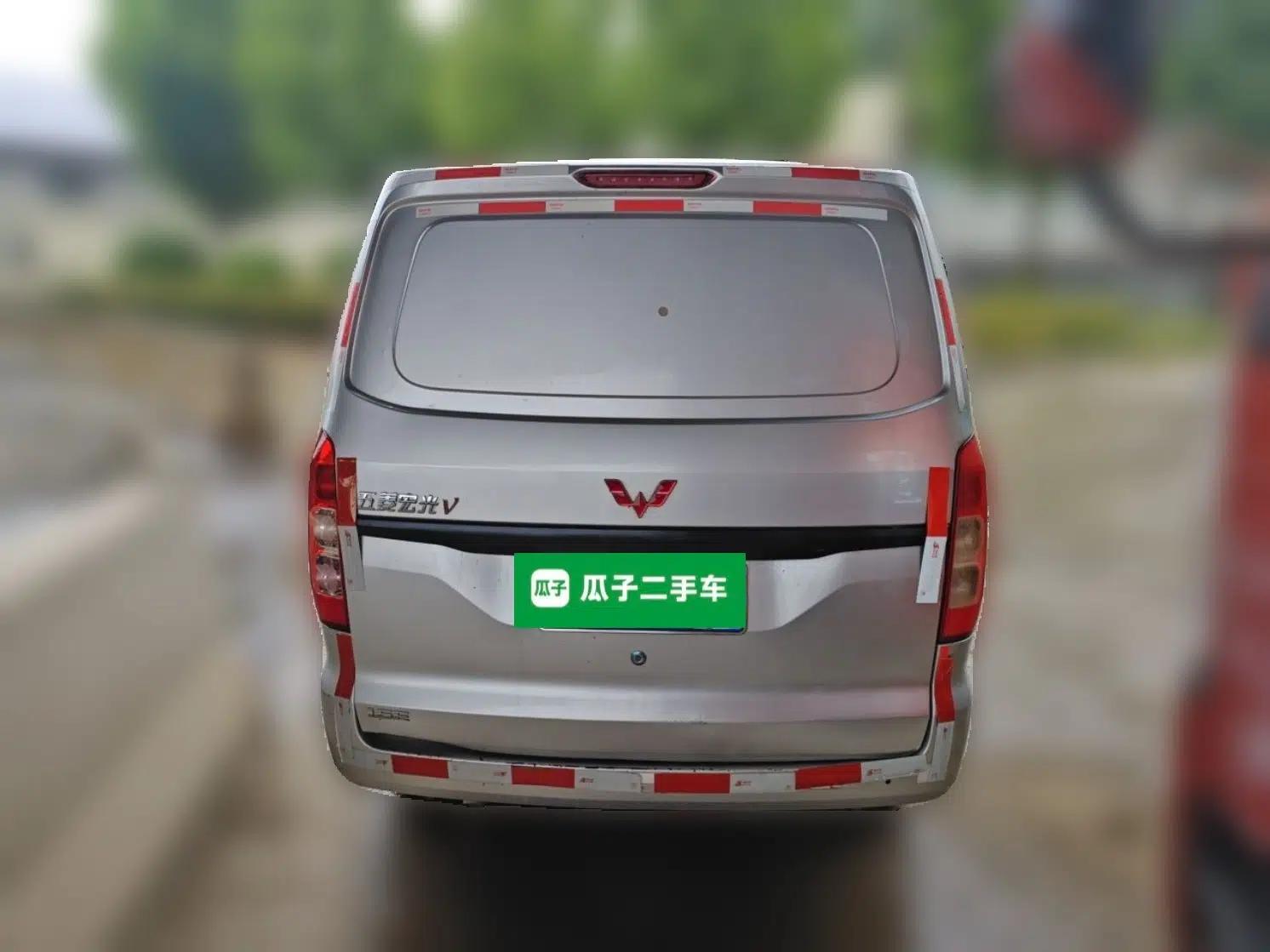 Wuling Hongguang V 2022 1.5L Jingqu Edition Enclosed-Window Vehicle with Electric Power Steering LAR — миниатюра 5