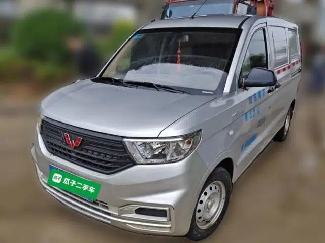 Wuling Hongguang V 2022 1.5L Jingqu Edition Enclosed-Window Vehicle with Electric Power Steering LAR