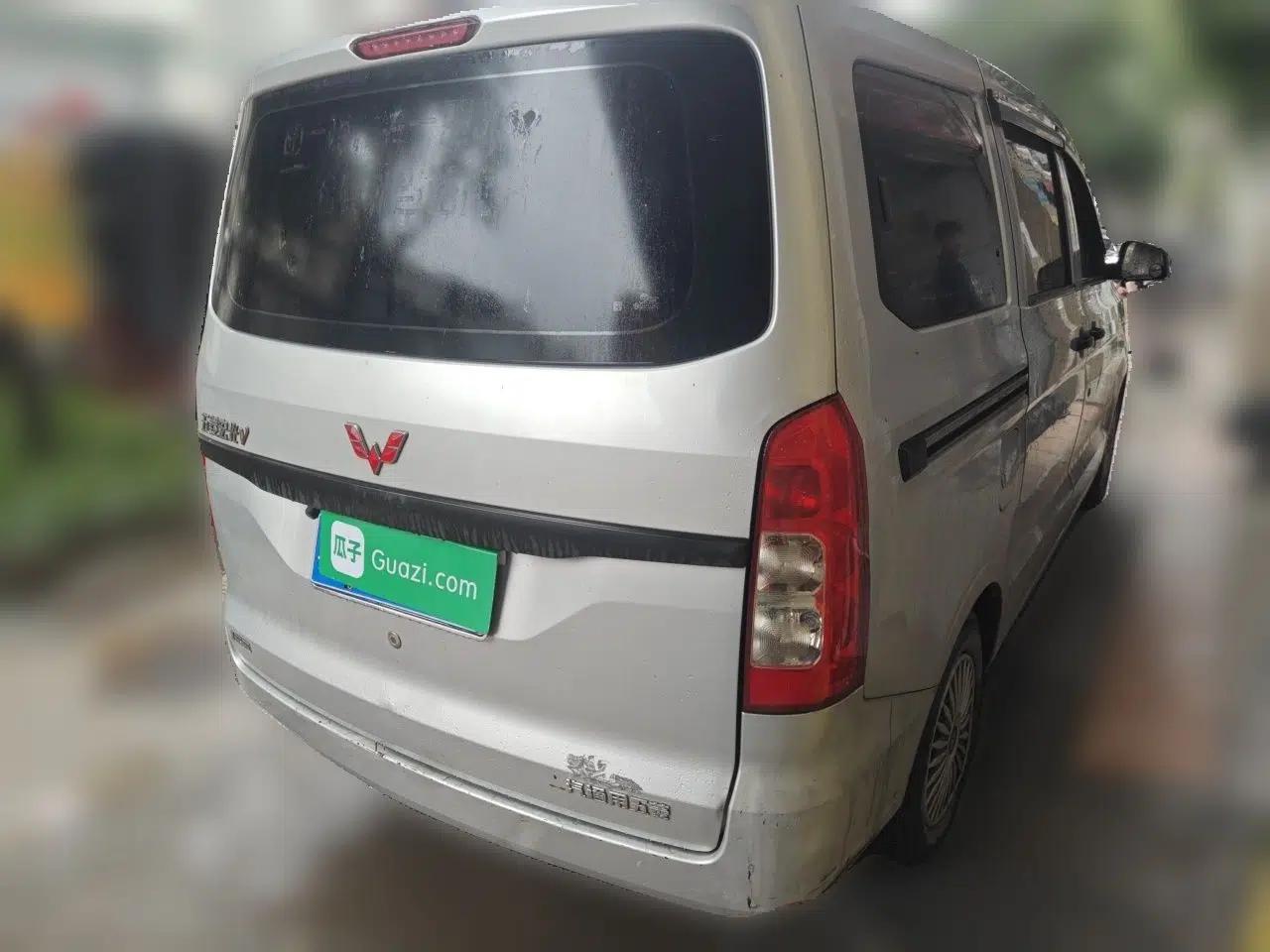 Wuling Hongguang V 2021 1.5L Jingqu Version LAR — миниатюра 6