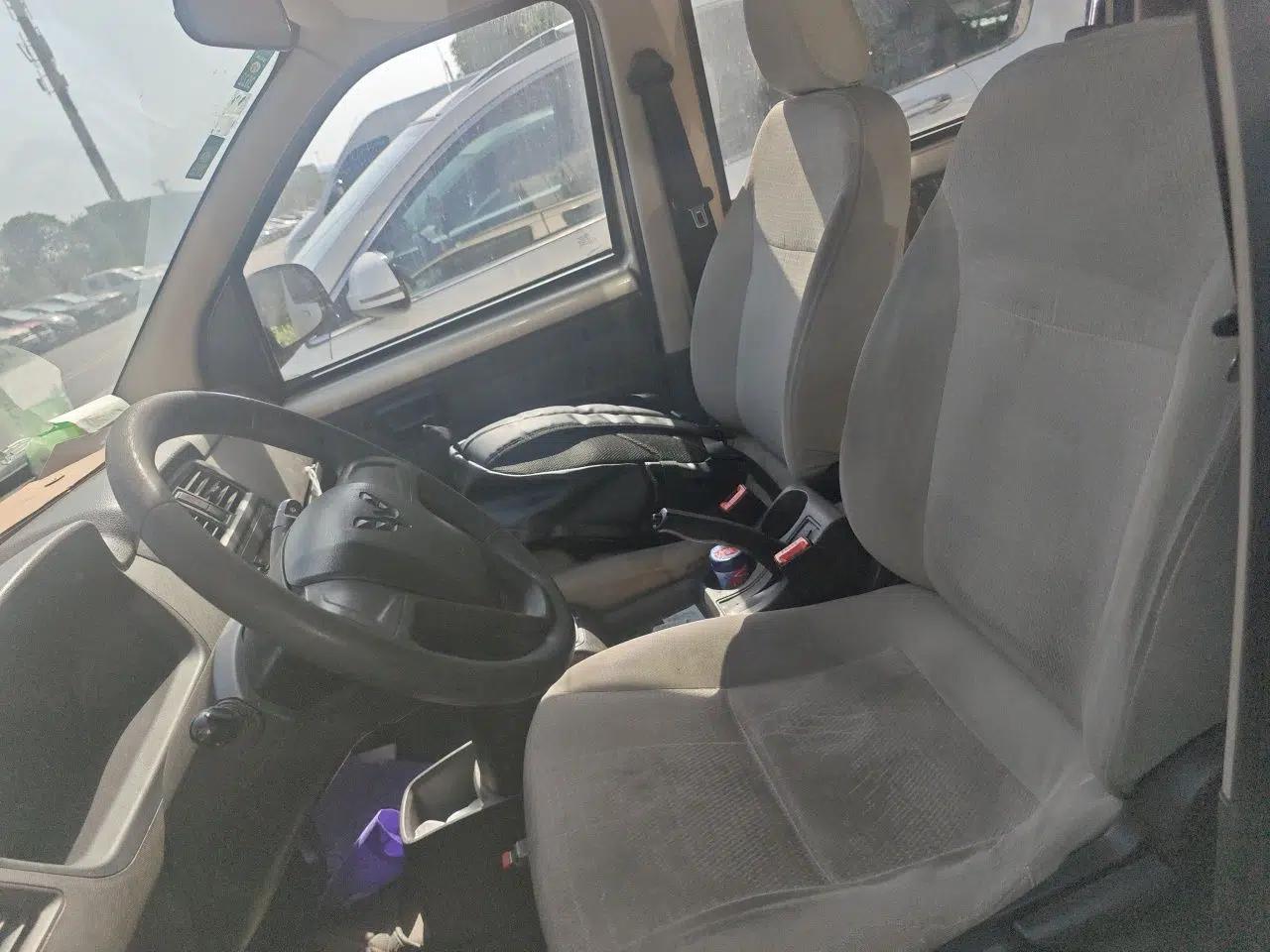 Wuling Rongguang 2014 1.2L S Base Model — миниатюра 14