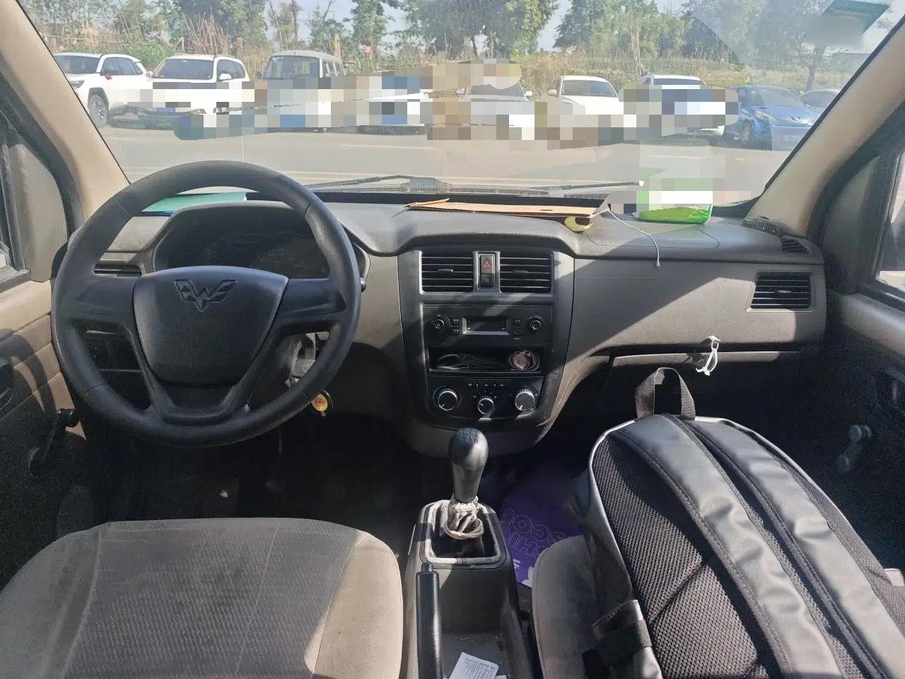 Wuling Rongguang 2014 1.2L S Base Model — миниатюра 18