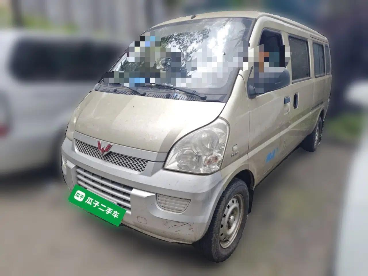 Wuling Rongguang 2012 1.5L Extended Basic Version — миниатюра 1