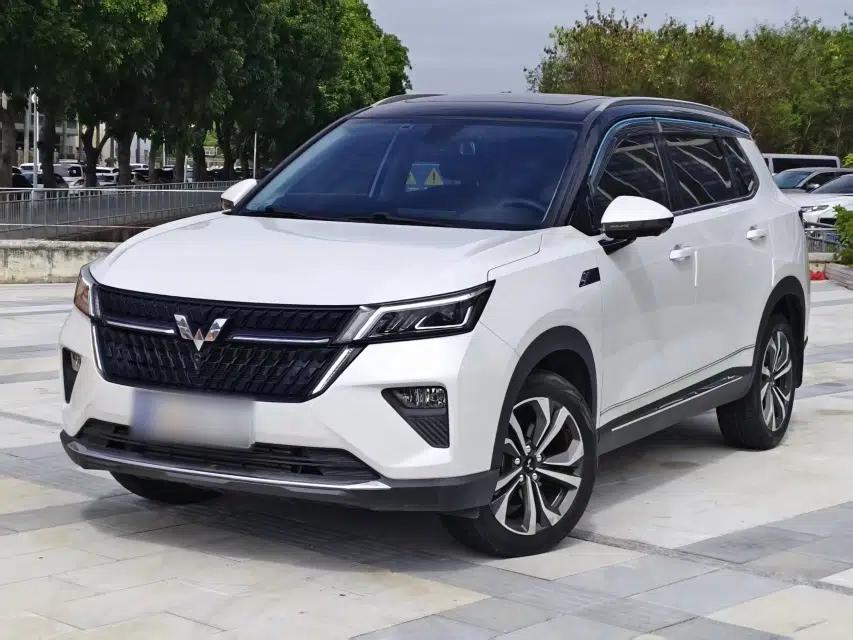 Wuling Asta 2021 1.5T CVT Star曜 Edition — миниатюра 1