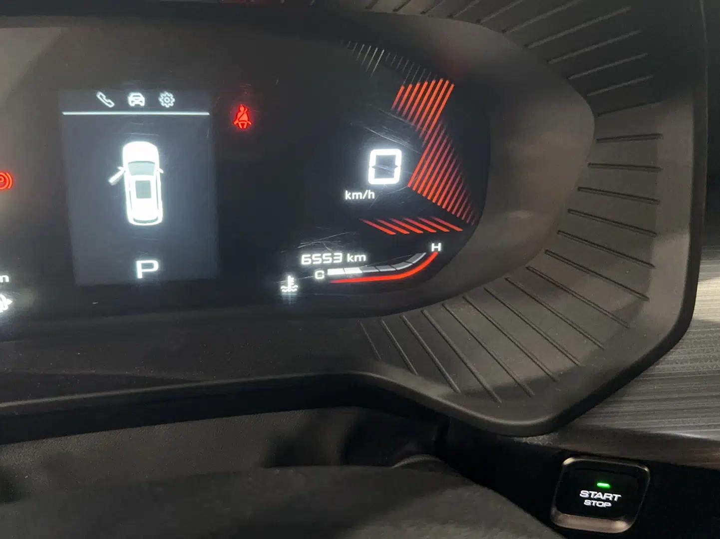 Wuling Asta 2021 1.5T CVT Star曜 Edition — миниатюра 9