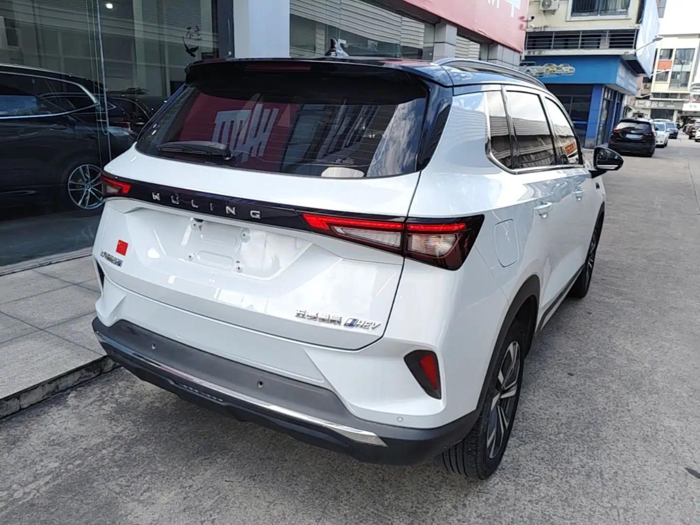 Wuling Asta 2022 2.0L DHT Electric-Speed Version — миниатюра 6
