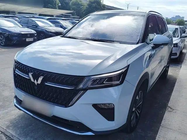 Wuling Asta 2022 2.0L DHT Electric-Speed Version