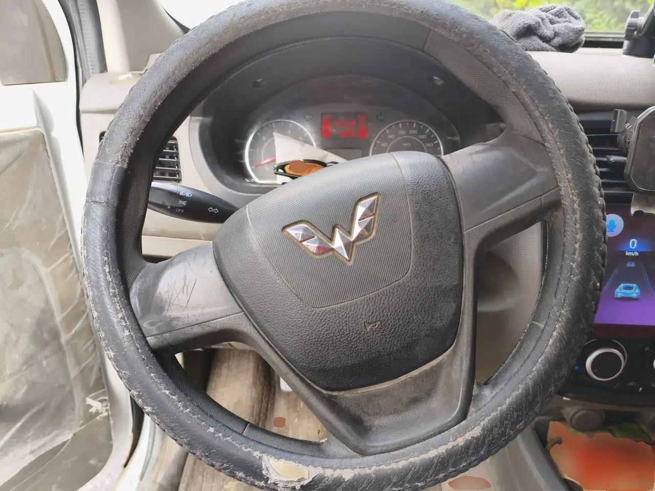 Wuling Rongguang V 2016 1.5L Practical Version — миниатюра 11