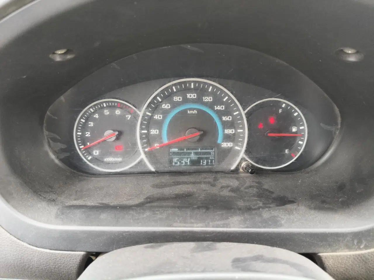 Wuling Rongguang V 2016 1.5L Standard Version — миниатюра 12