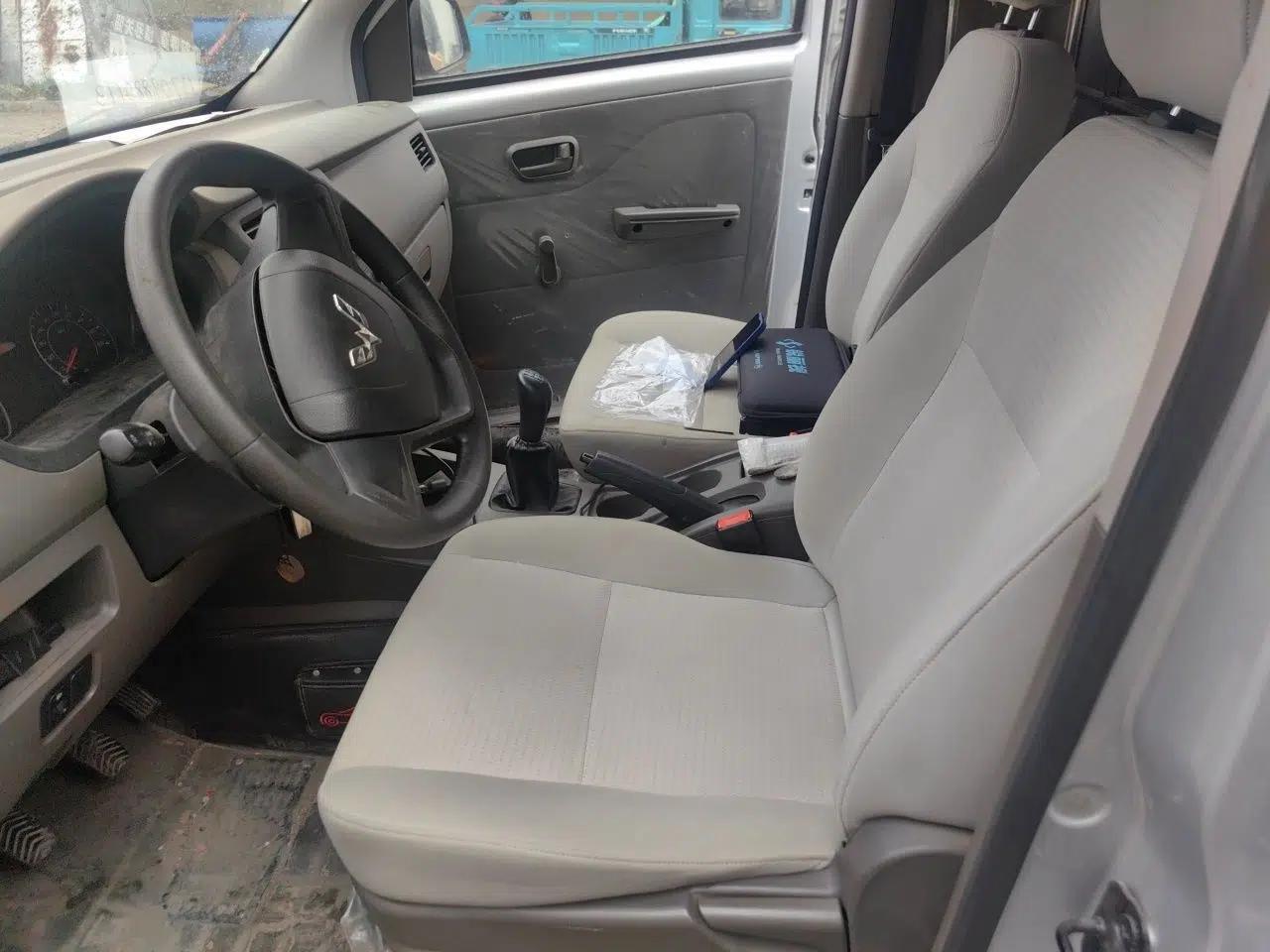 Wuling Rongguang V 2019 1.5L Van - Utility Model — миниатюра 16