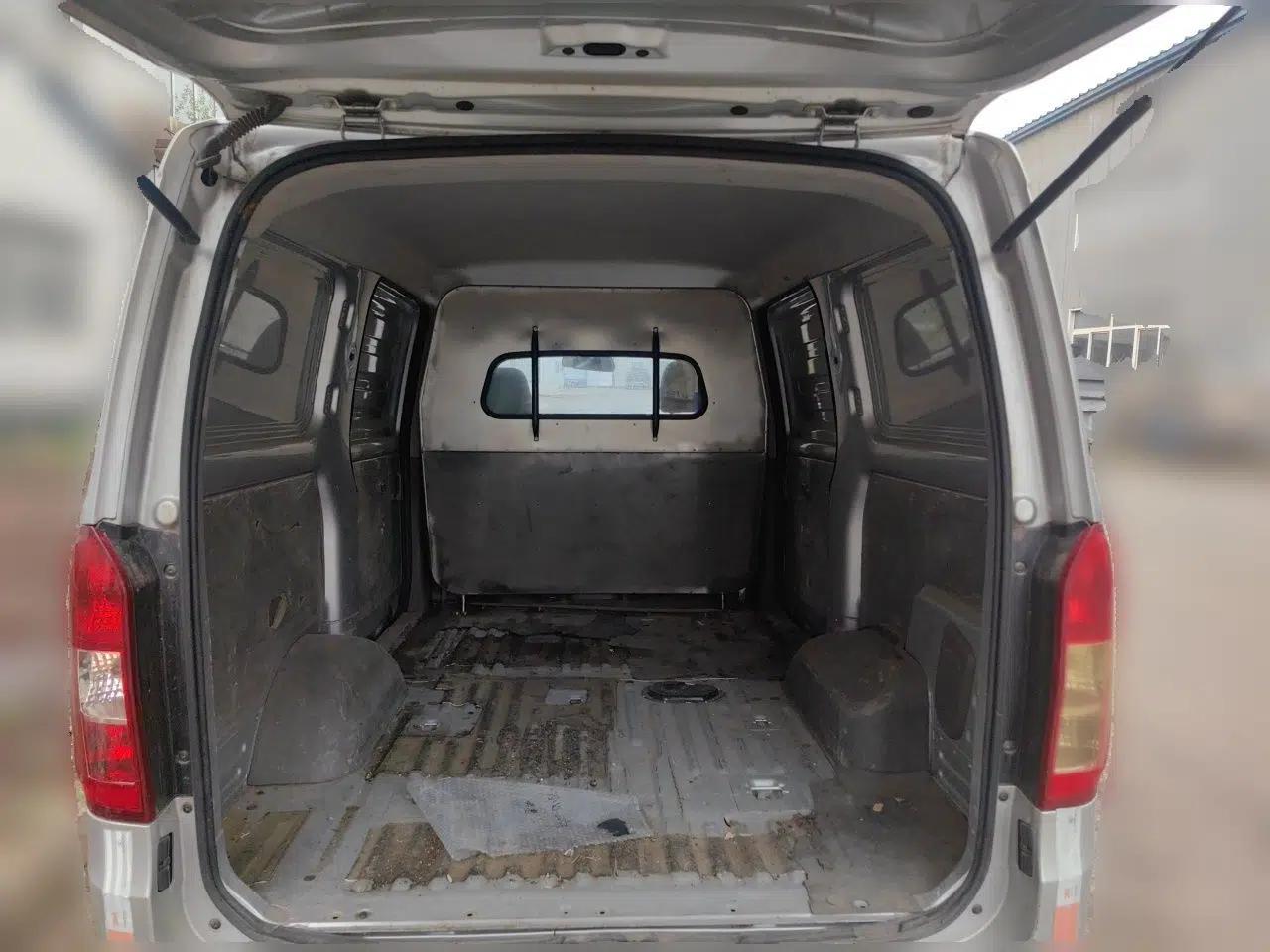 Wuling Rongguang V 2019 1.5L Van - Utility Model — миниатюра 20