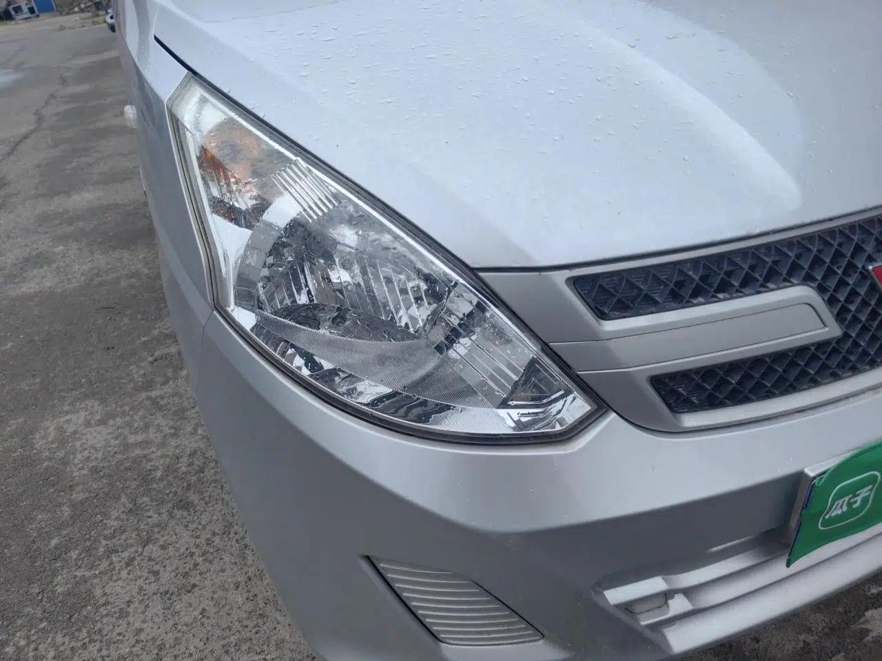 Wuling Rongguang V 2019 1.5L Van - Utility Model — миниатюра 7