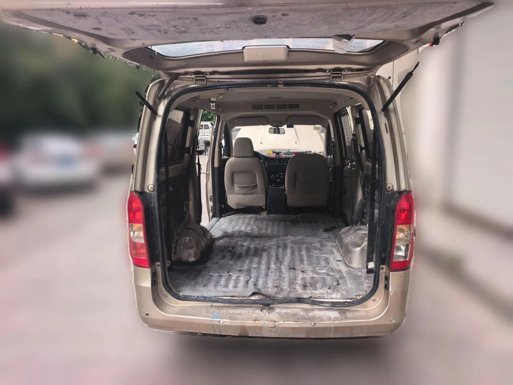Wuling Rongguang V 2018 1.2L Standard Model — миниатюра 20