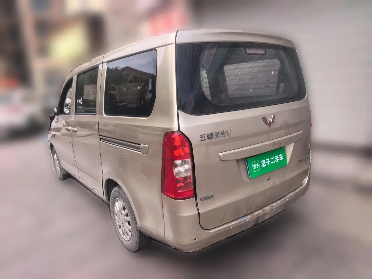 Wuling Rongguang V 2018 1.2L Standard Model — миниатюра 4