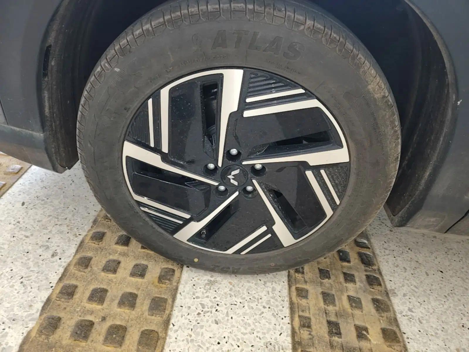 Wuling Xingguang S 2024 130km Flagship Version — миниатюра 8